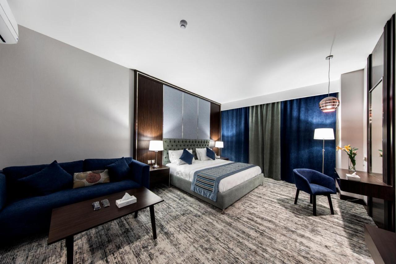 Lily Hotel Suite Mubarraz Ал Хофуф Екстериор снимка