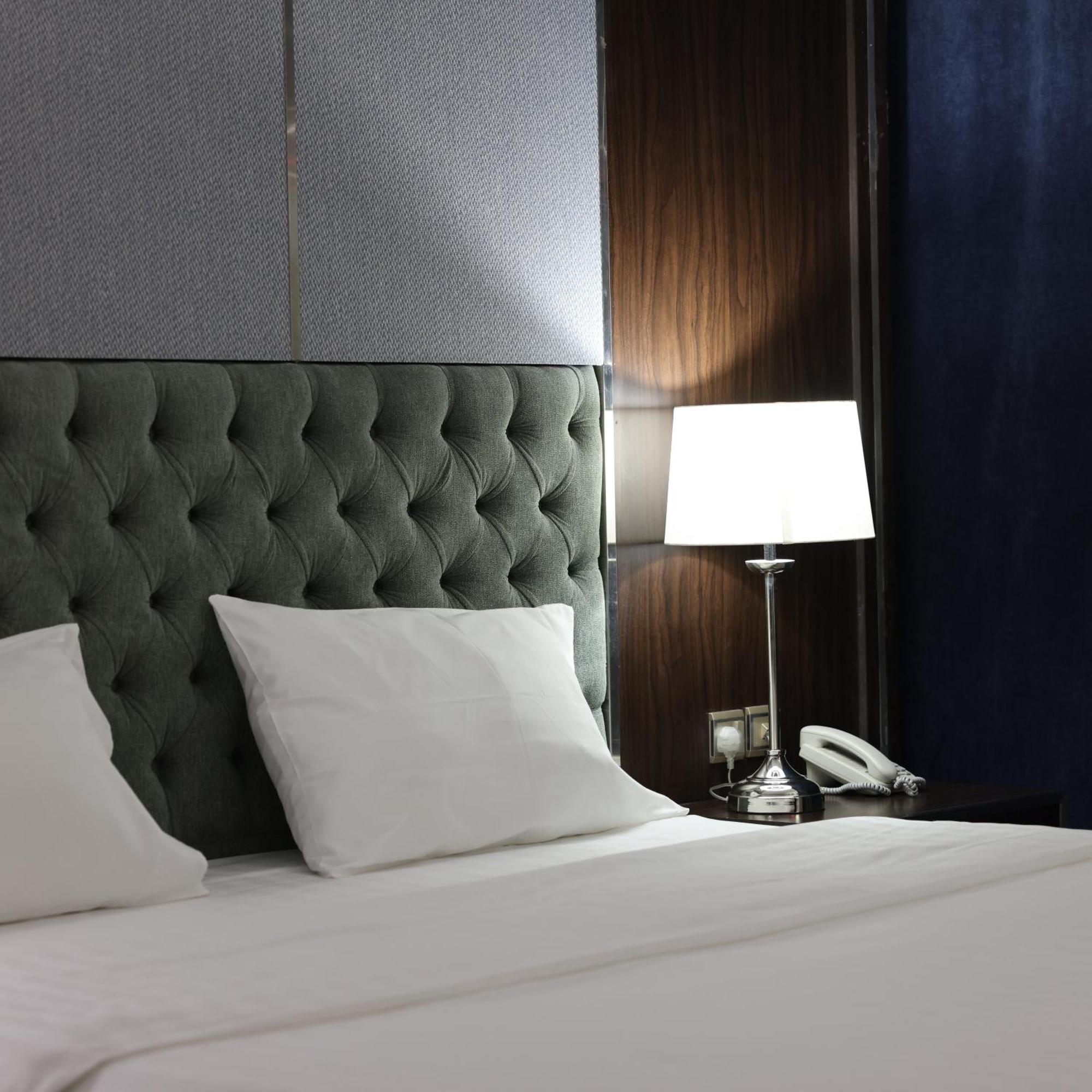 Lily Hotel Suite Mubarraz Ал Хофуф Екстериор снимка