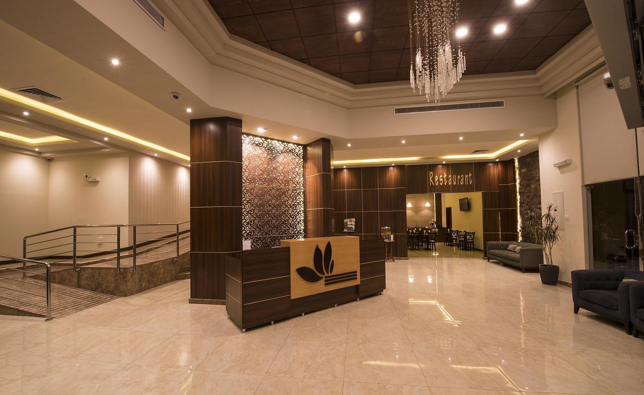 Lily Hotel Suite Mubarraz Ал Хофуф Екстериор снимка