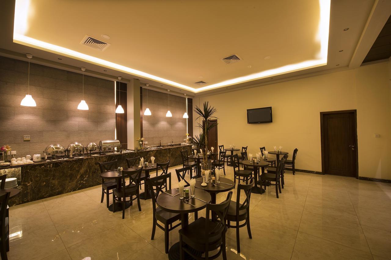 Lily Hotel Suite Mubarraz Ал Хофуф Екстериор снимка
