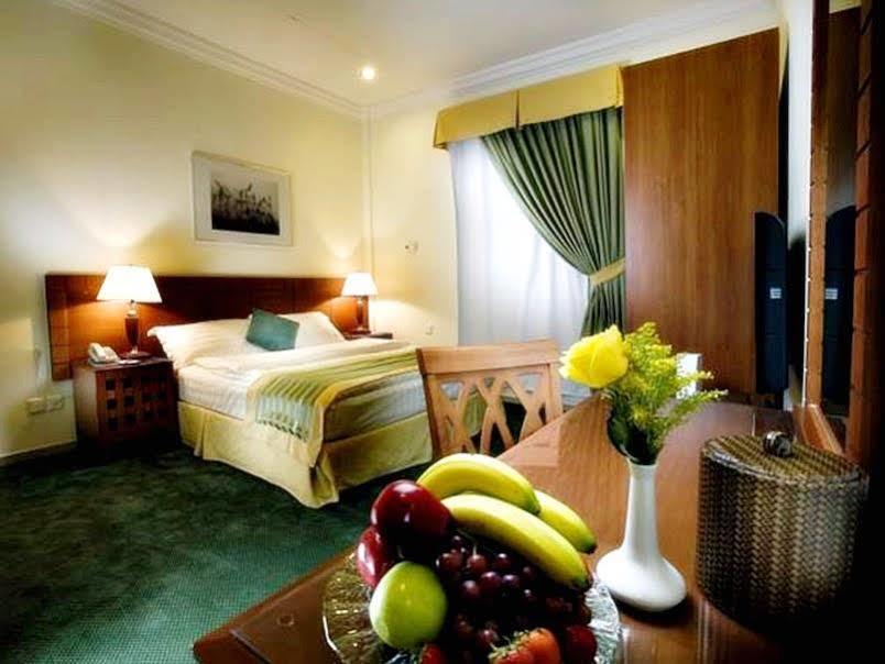 Lily Hotel Suite Mubarraz Ал Хофуф Екстериор снимка