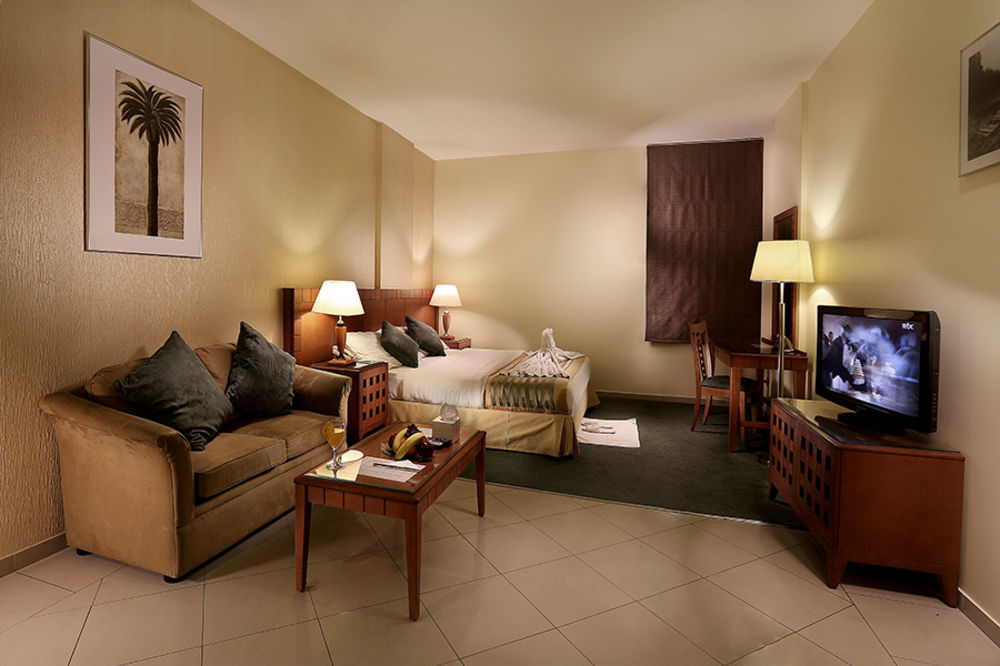 Lily Hotel Suite Mubarraz Ал Хофуф Екстериор снимка