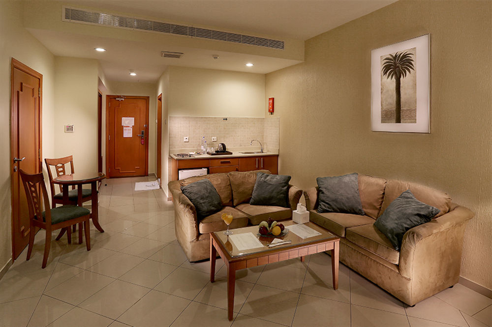 Lily Hotel Suite Mubarraz Ал Хофуф Екстериор снимка